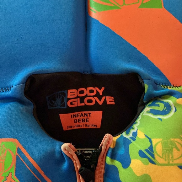 Life jacket Body Glove 20 lbs-30 lbs - Picture 2 of 3